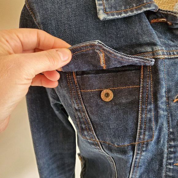 Gap Denim Jacket   Medium. - Picture 5 of 9